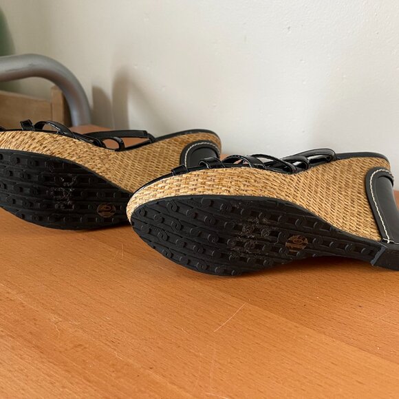 Charles David black wedge sandal - size 10 - never worn - Picture 3 of 4